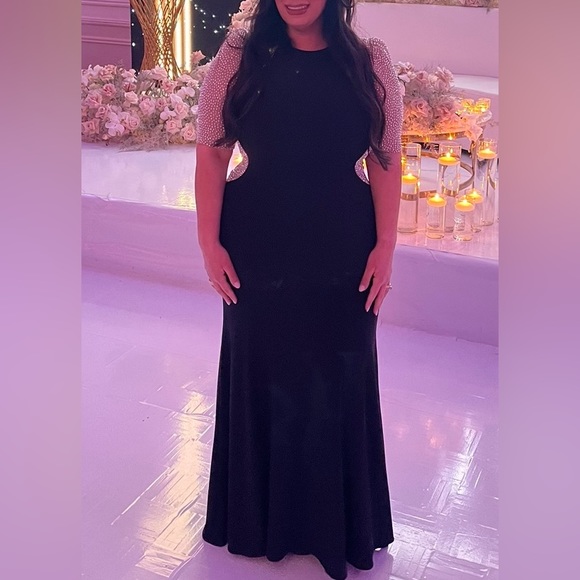 Xscape Gown/Dress - Picture 4 of 6